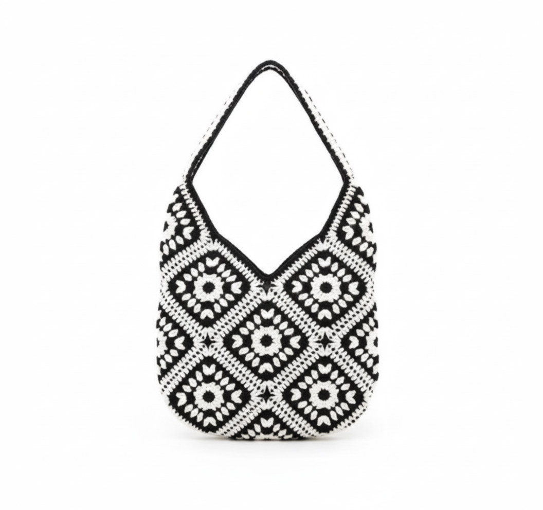 CARTERA DE TEJIDO BLANCO CON NEGRO