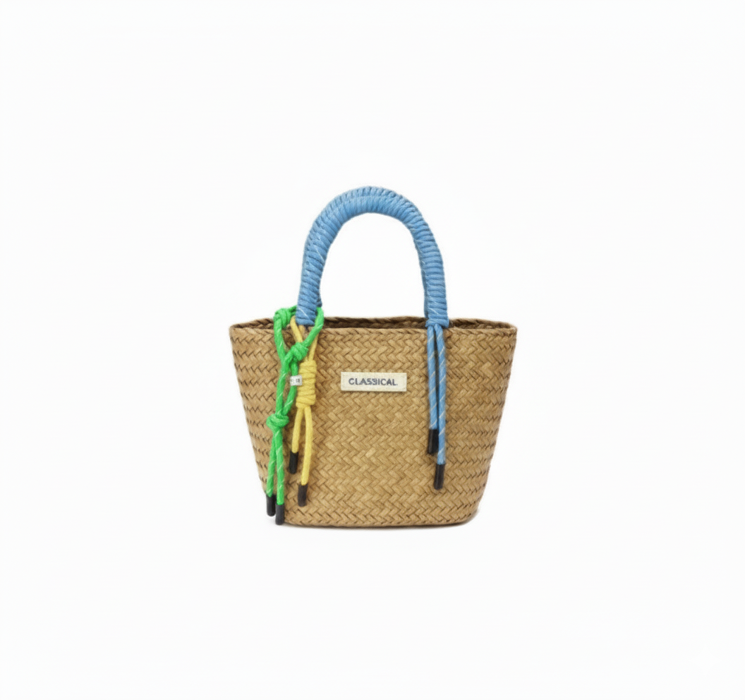 CARTERA DE TEJIDO BEIGE CON AZUL