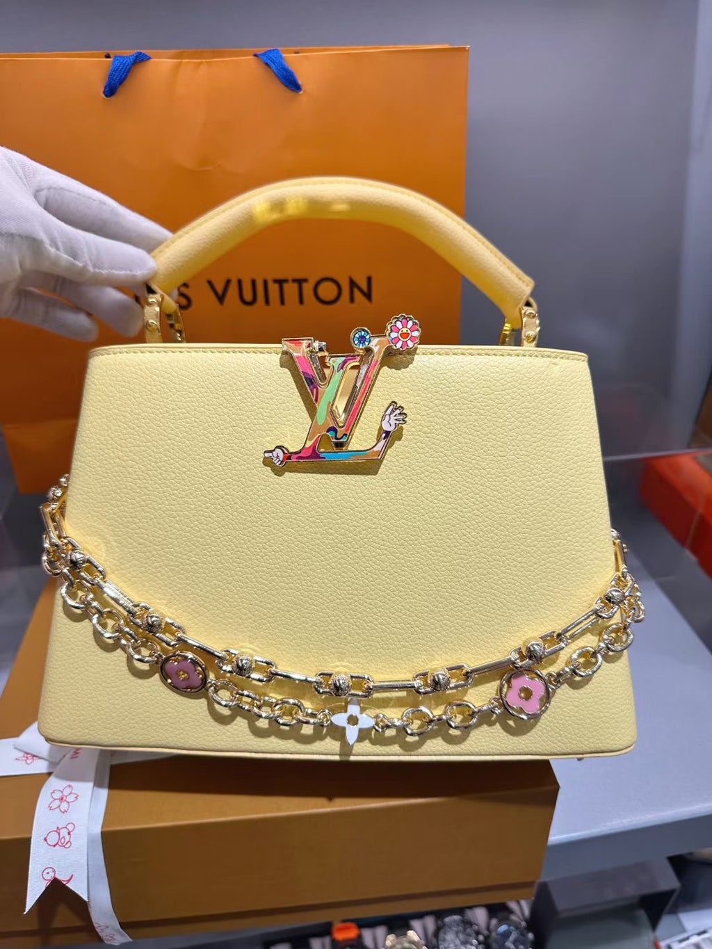 Cartera LV