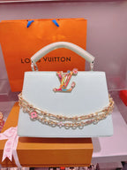 Cartera LV