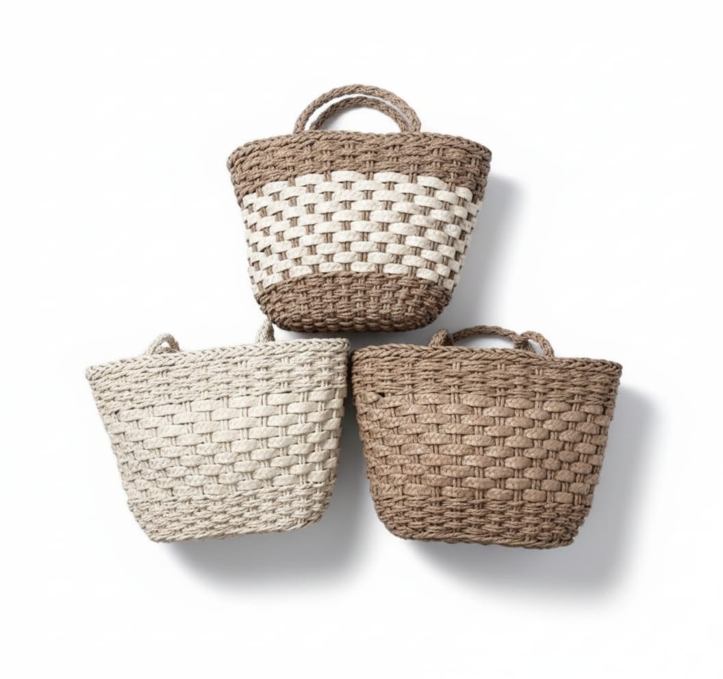 CARTERA PEQUEÑA TRENZADA BICOLOR CON ASAS CORTAS