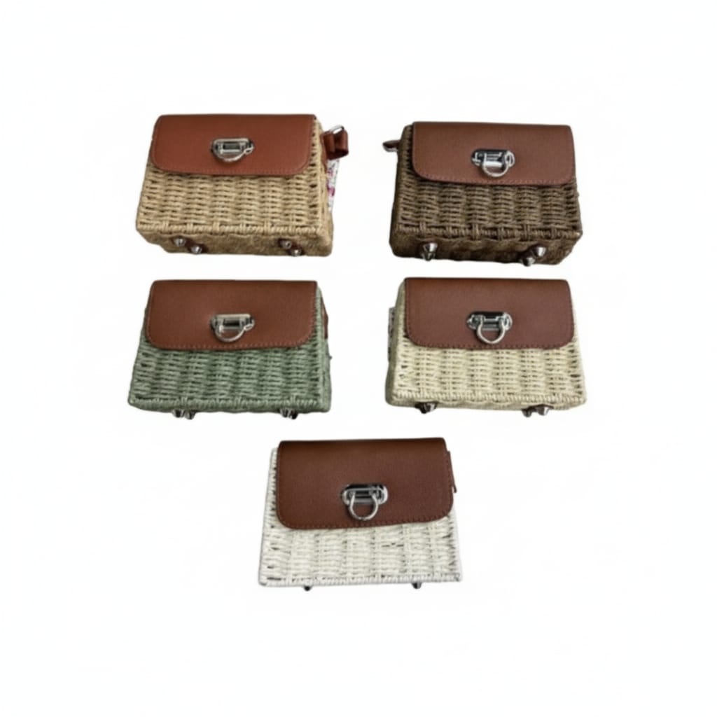 CARTERA BICOLOR CON SOLAPA MARRON Y CUERPO DE RAFIA TEJIDA